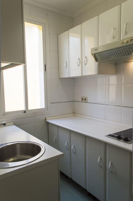 For You Rentals Reina Sofia Apartment Temporal Df21 Мадрид Екстериор снимка