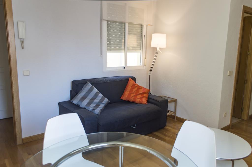 For You Rentals Reina Sofia Apartment Temporal Df21 Мадрид Екстериор снимка