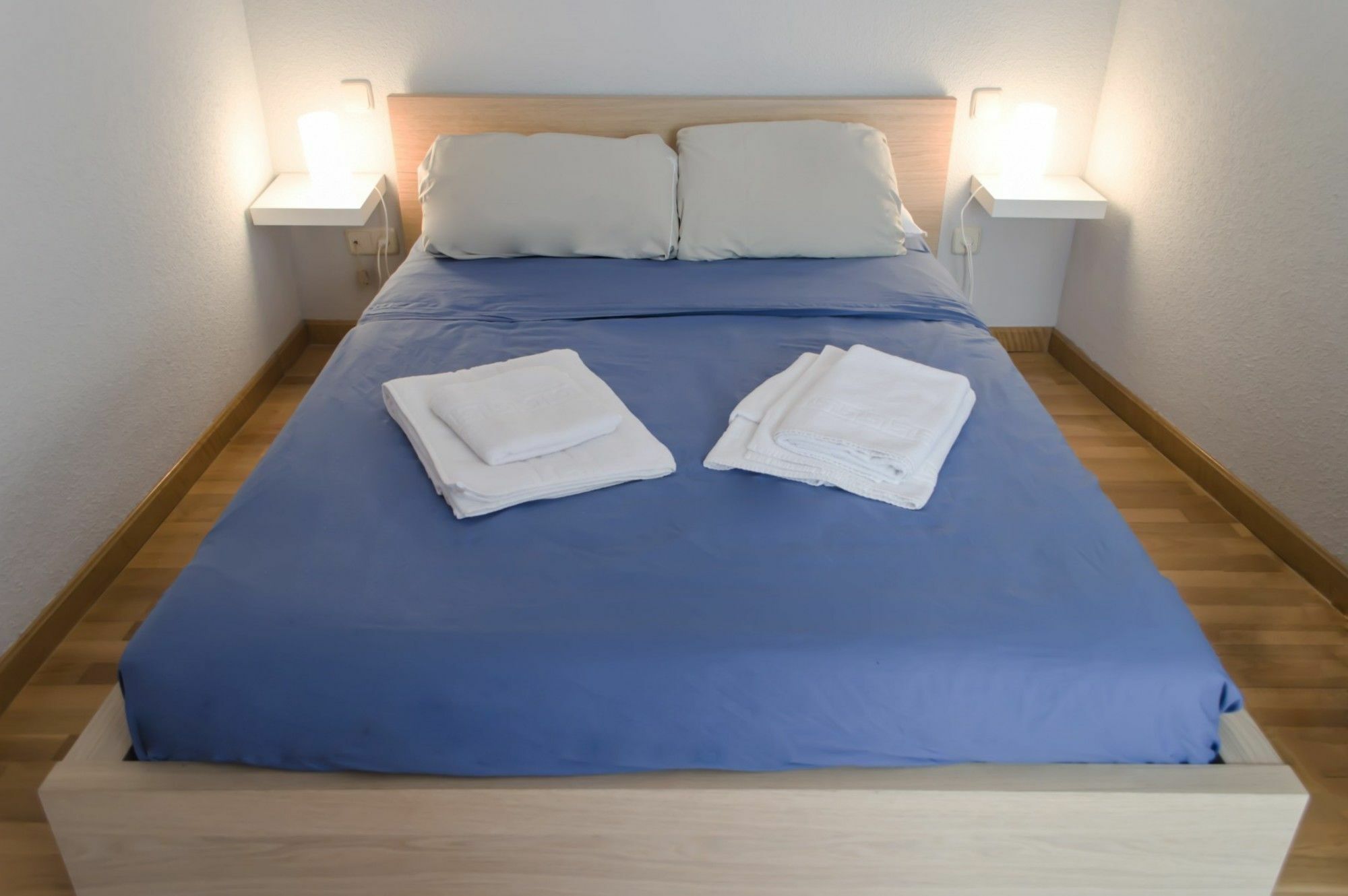 For You Rentals Reina Sofia Apartment Temporal Df21 Мадрид Екстериор снимка